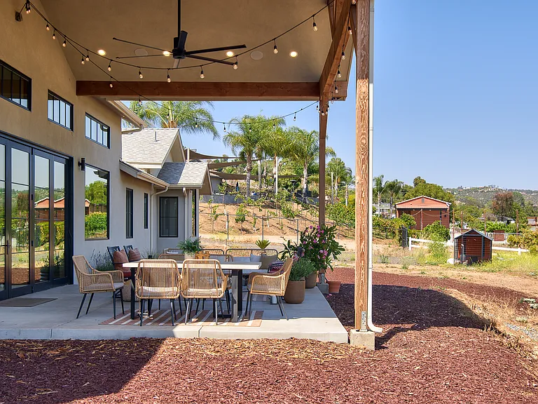 9817 Lorraine Ridge Trl — Photo 28