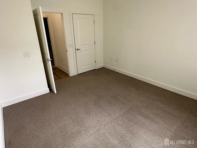 88 Roosevelt Ave #212 — Photo 11