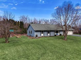 N55W15208 Northway Dr, Menomonee Falls, WI 53051