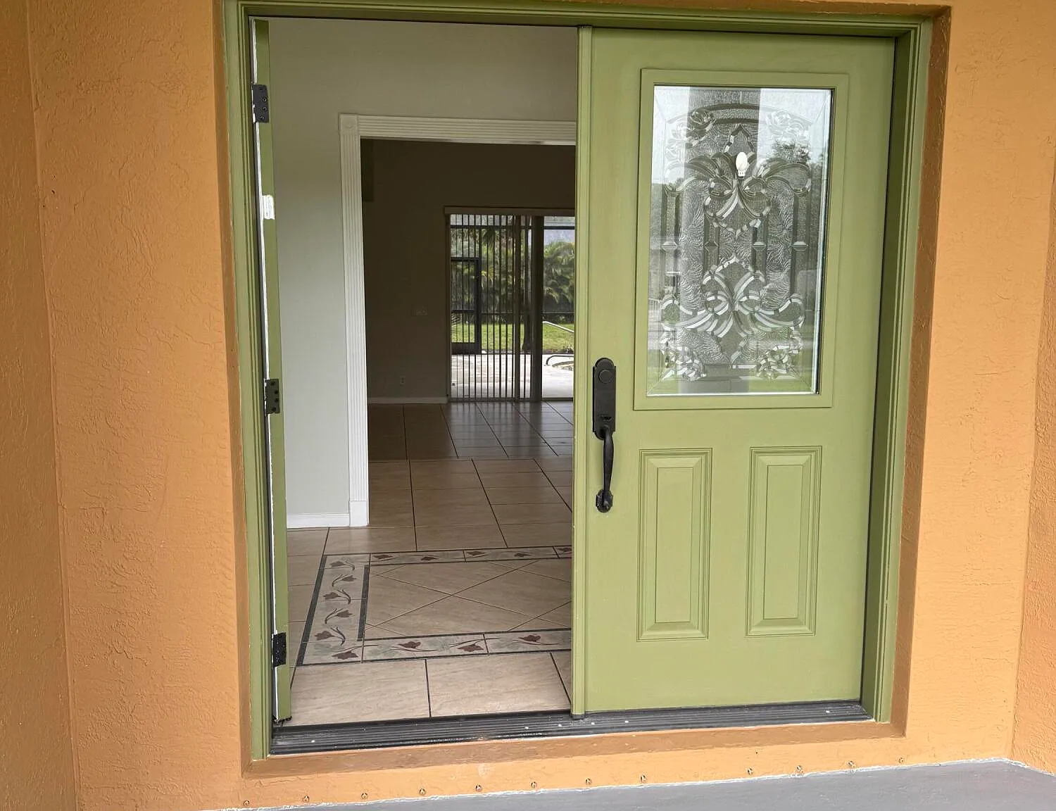 4 bed, 2.5 bath, 2540 sqft, $5,500 — Photo 4