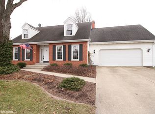736 Woodstock Ln, Bourbonnais, IL 60914