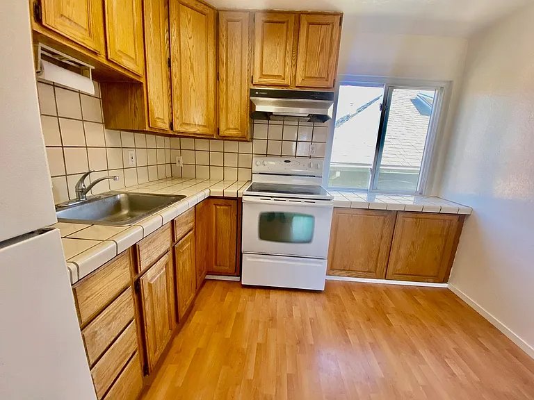 2199 Grant Street — Photo 4