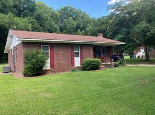 21 Lanier St, Johnston, SC 29832