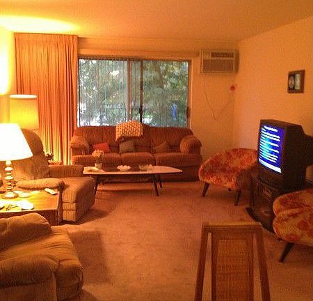 3rd image of 8970 Parkside Ave #218