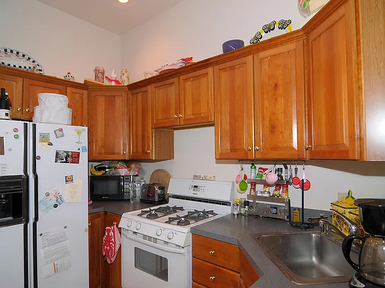 1226 28th St NW — Photo 36