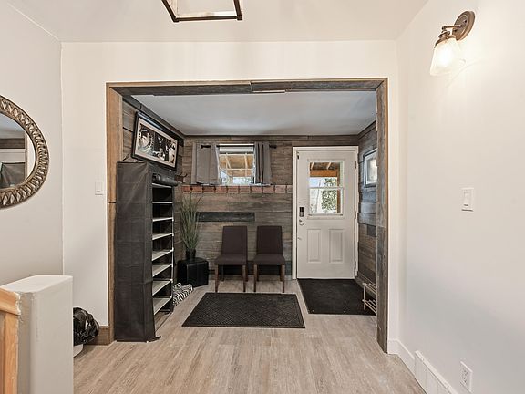 5th image of 10656 93rd St NW