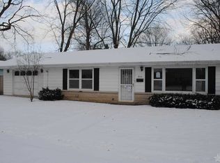 804 N Van Buren St, Auburn, IN 46706