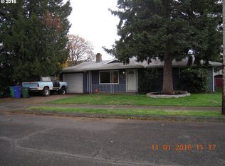 1404 SE 160th Pl, Portland, OR