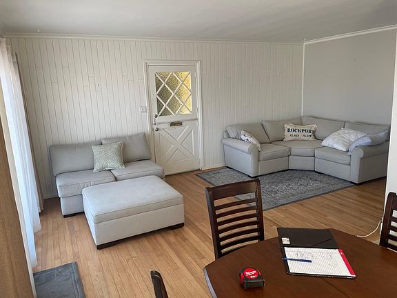 5th image of 1107 Seal Way