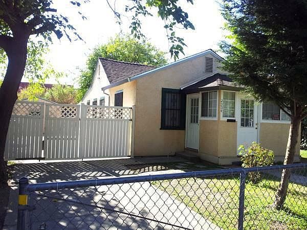 1st image of 2334 E Taylor St