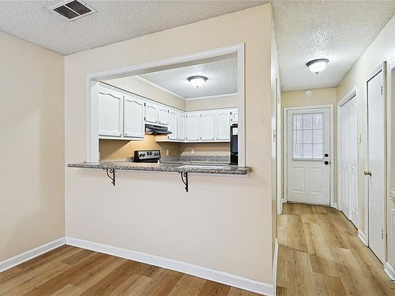 5th image of 14578 Honeysuckle Dr #145