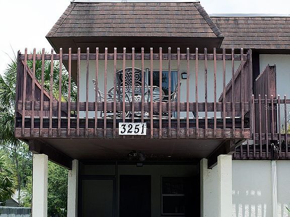 2nd image of 3251 Ramblewood Dr N