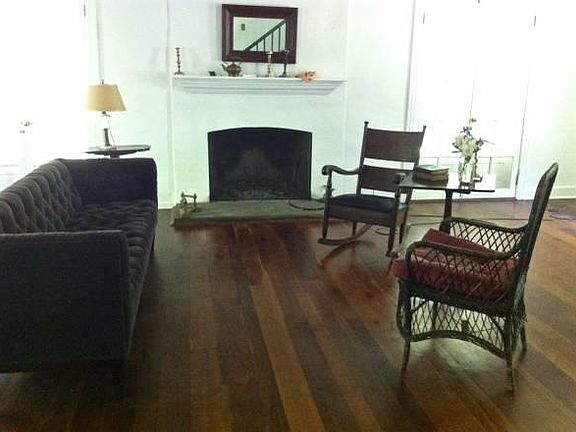 LIVING ROOM WITH ACCESS TO SCREENED-IN PORCH