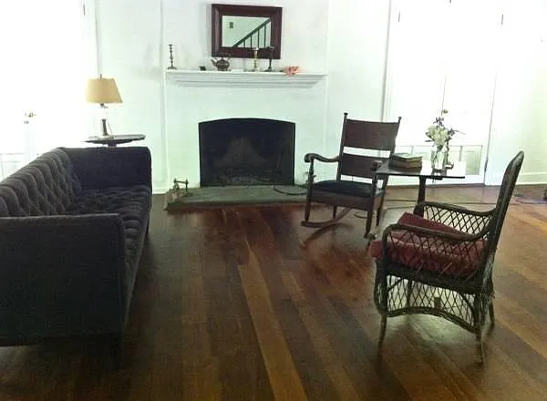 LIVING ROOM WITH ACCESS TO SCREENED-IN PORCH