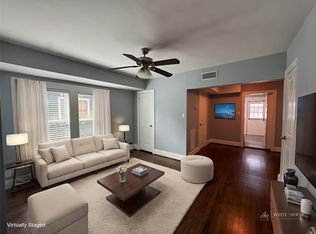 1011 E 6th 1/2 St APT 1, Houston, TX 77009