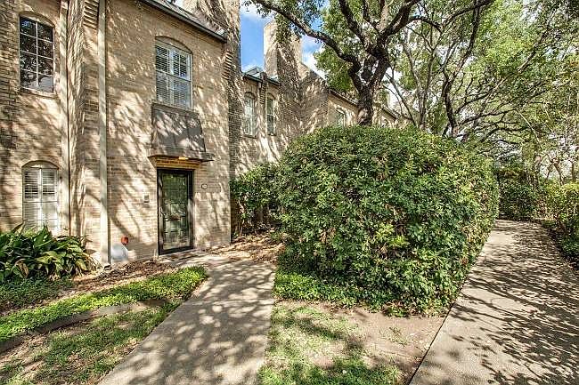1st image of 5417 N New Braunfels Ave