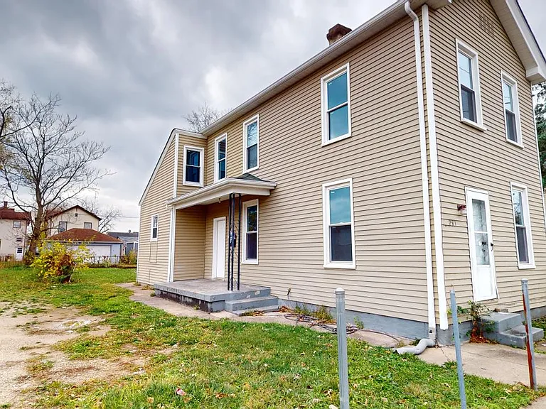 281 Walnut St — Photo 1