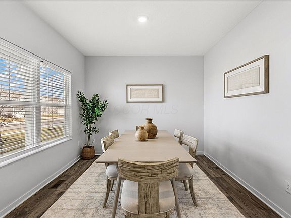 4th image of 211 Sterndale Dr