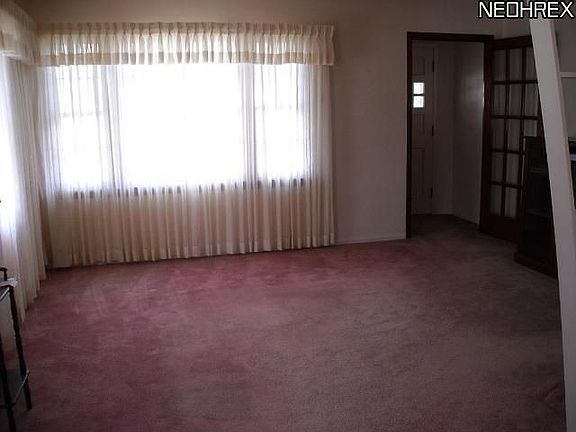 3rd image of 1307 Dawnwood Dr