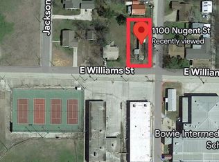 1100 Nugent St, Bowie, TX 76230