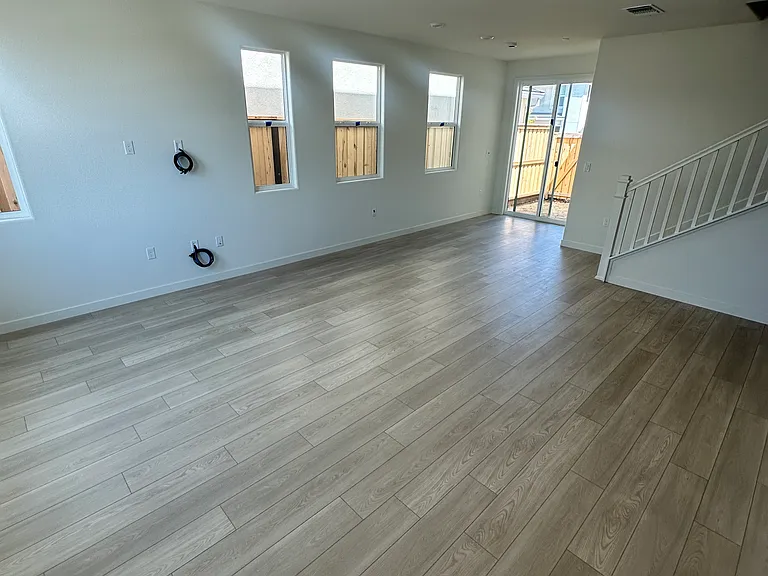 527 Twilight Pl — Photo 5