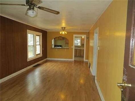 2nd image of 8620 Thompson Ave