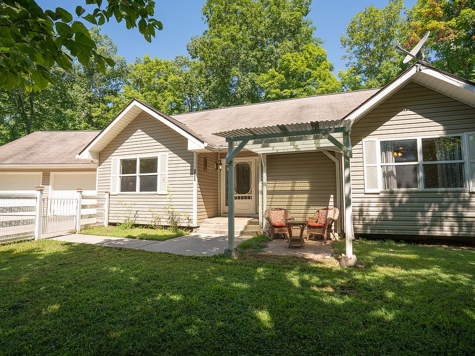 1st image of 255 Wye Dr