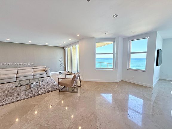 5th image of 2100 N Ocean Blvd #12D