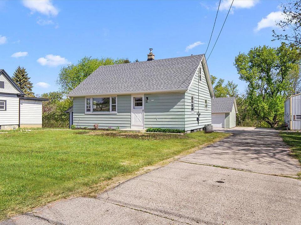 1st image of 3776 Hubertus ROAD