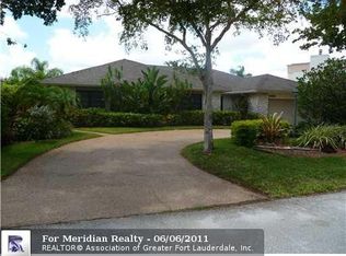 9401 Sea Turtle Ln, Plantation, FL 33324