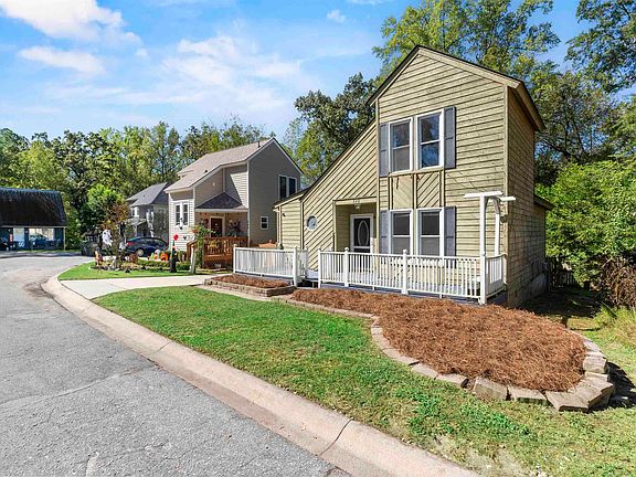 3rd image of 110 Walnut Creek Ct