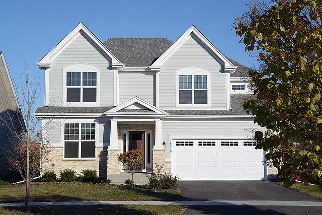 2nd image of 1N582 Golf View Ln