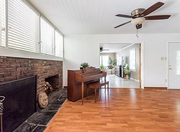 5th image of 8204 Greenock Dr