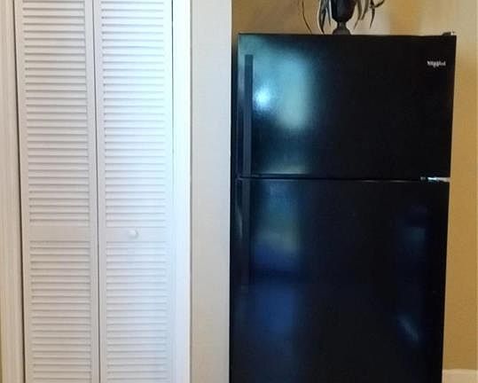 5th image of 1148 Aubert Ave