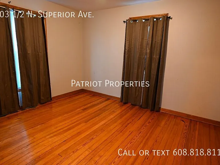 603 1/2 N Superior Ave — Photo 17