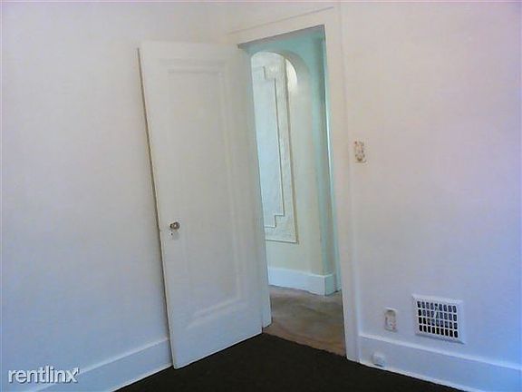5th image of 13989 Cherrylawn St