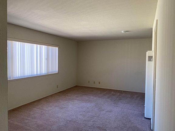 3rd image of 2750 Joseph Ave #8