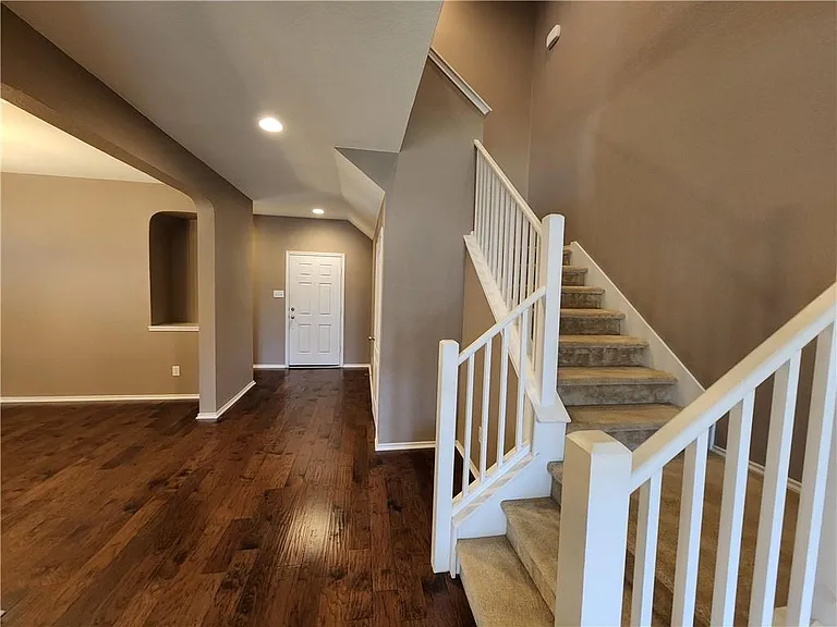 222 Telluride Dr — Photo 9