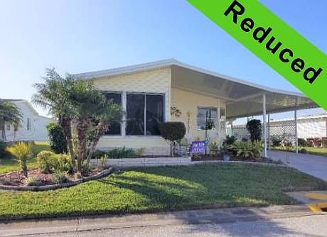 2nd image of 8203 Lemonwood Dr N