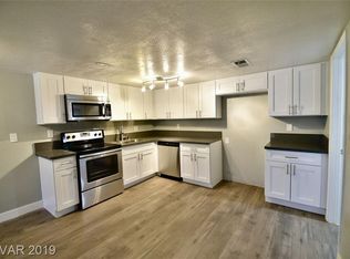 2941 Country Manor Ln APT 24, Sunrise Manor Town, NV 89115