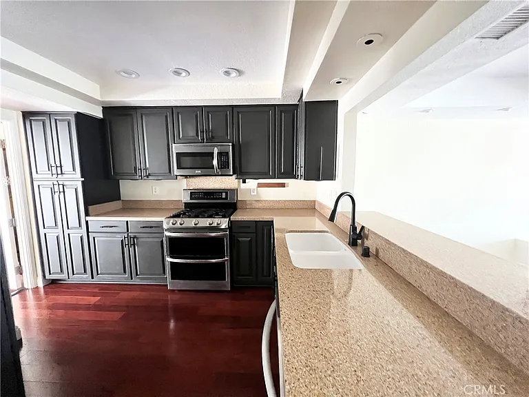 3312 Tempe Dr — Photo 3