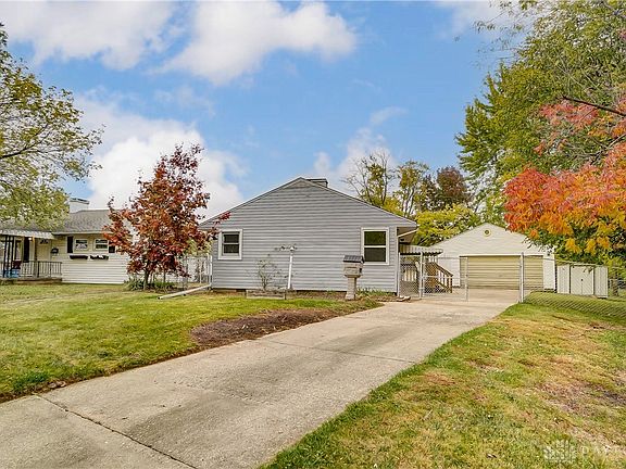 4th image of 2449 Ghent Ave