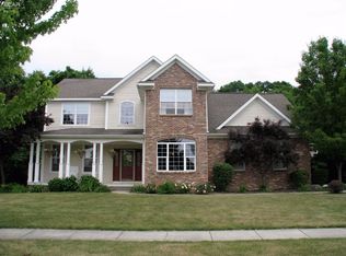 8489 Cranbrook Dr, Grand Blanc, MI 48439