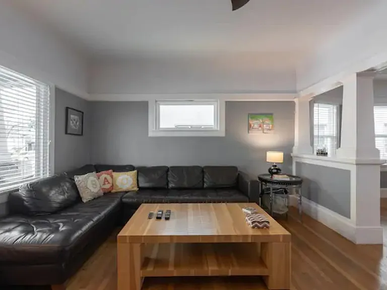 3004 O St — Photo 4