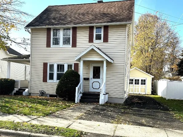 404 Clayton Ave, Vestal, NY 13850