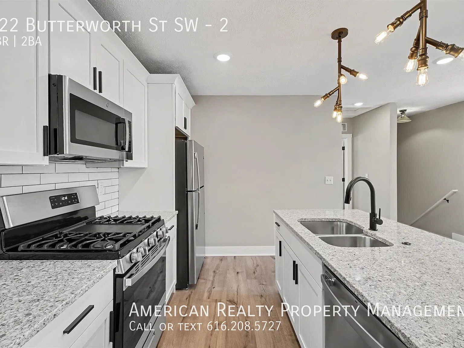 3 bed, 1200 sqft, $2,200 — Photo 3