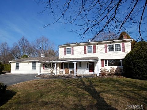 1st image of 20 Duquesne Dr