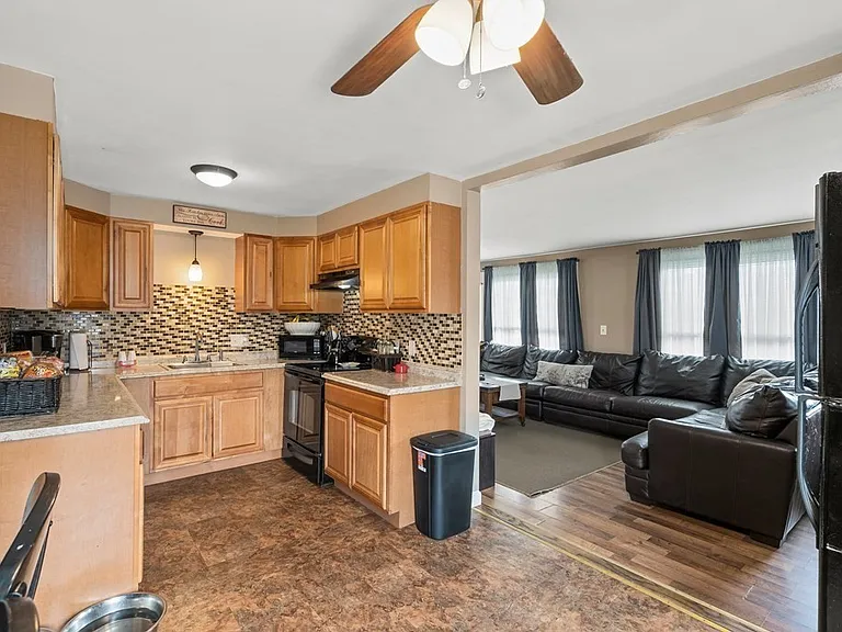 71 Silver Lake Ave #71 — Photo 15