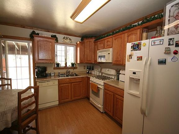 5th image of 520 Little Mountain Ln