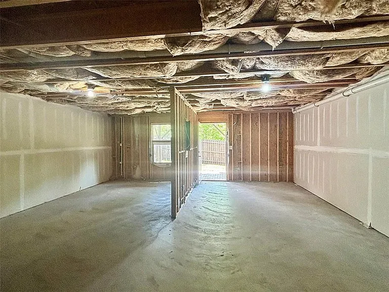 1700 Paxton Dr SW — Photo 23